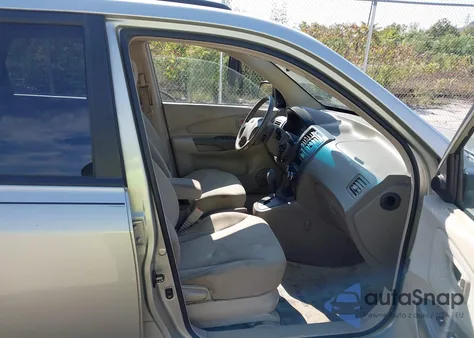 2006 Hyundai Tucson Gl from USA, damaged, VIN KM8JM12B86U411401